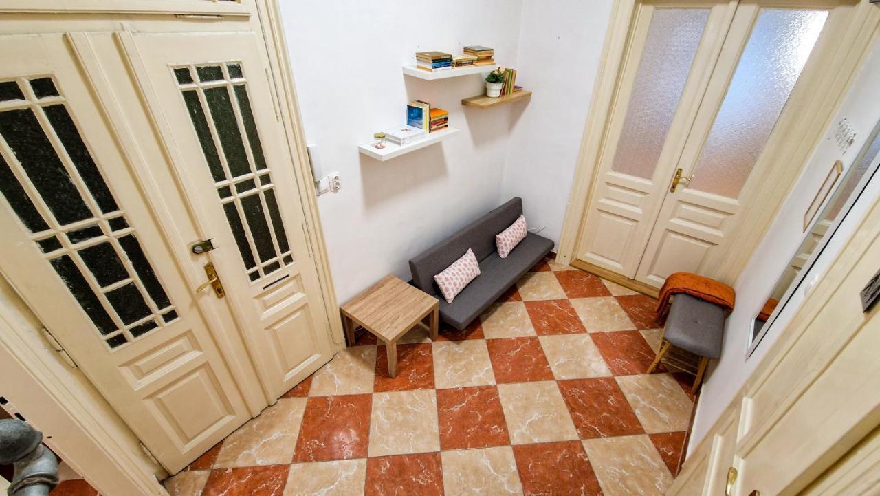 Pearl Apartman Apartment Gyor Ngoại thất bức ảnh
