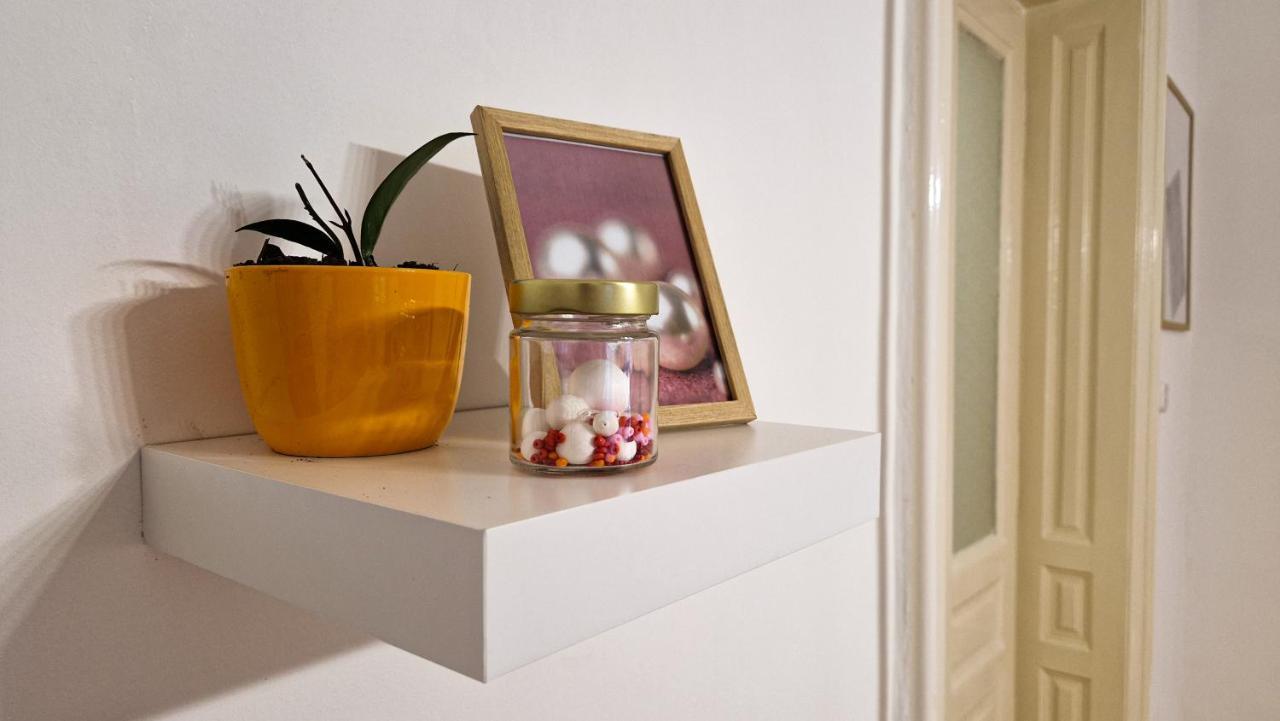 Pearl Apartman Apartment Gyor Ngoại thất bức ảnh